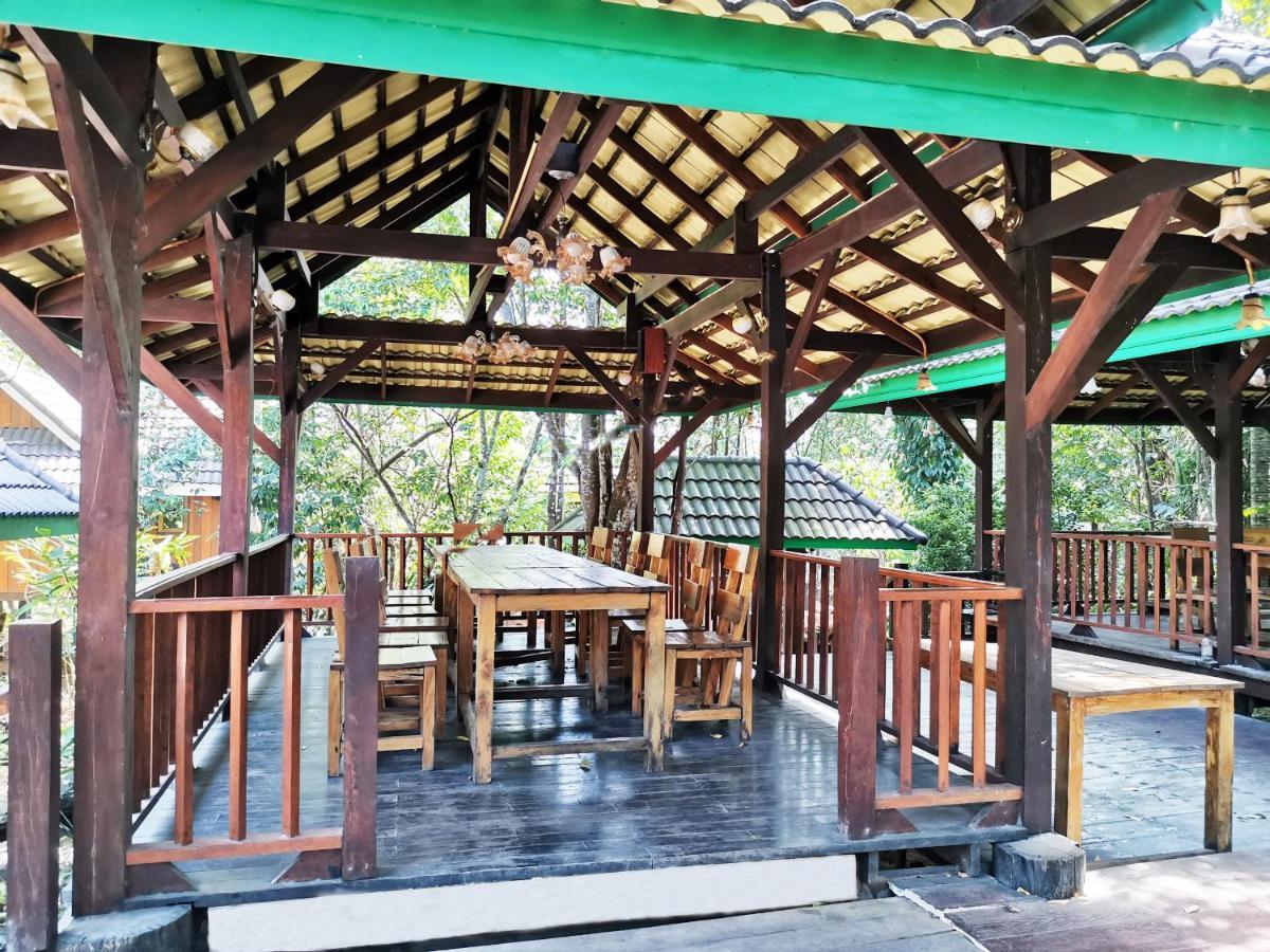 Oyo 604 Ruen Mai Horm Resort Trang Exteriör bild