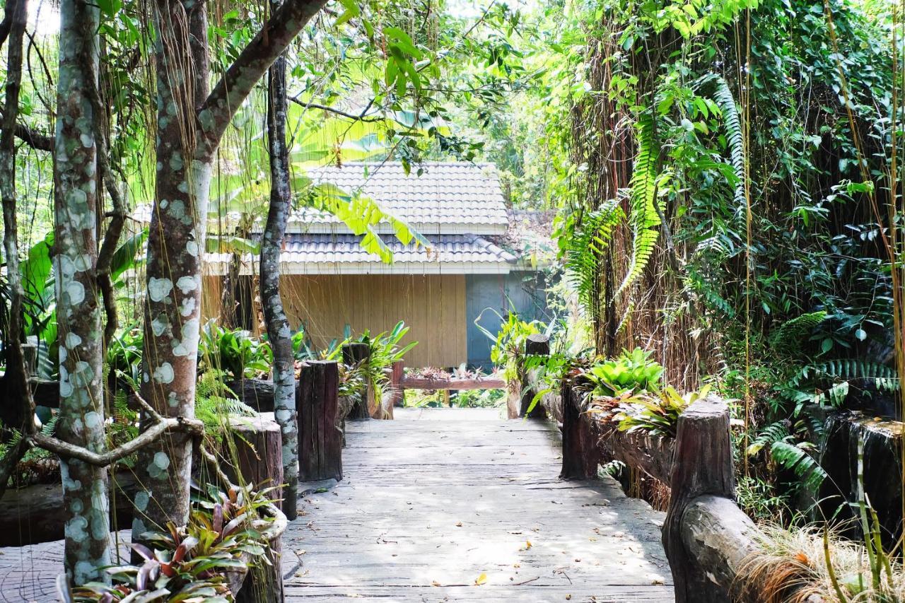 Oyo 604 Ruen Mai Horm Resort Trang Exteriör bild